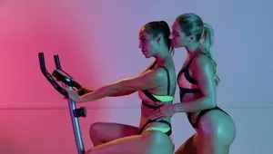 Abella Danger, Desiree Dulce